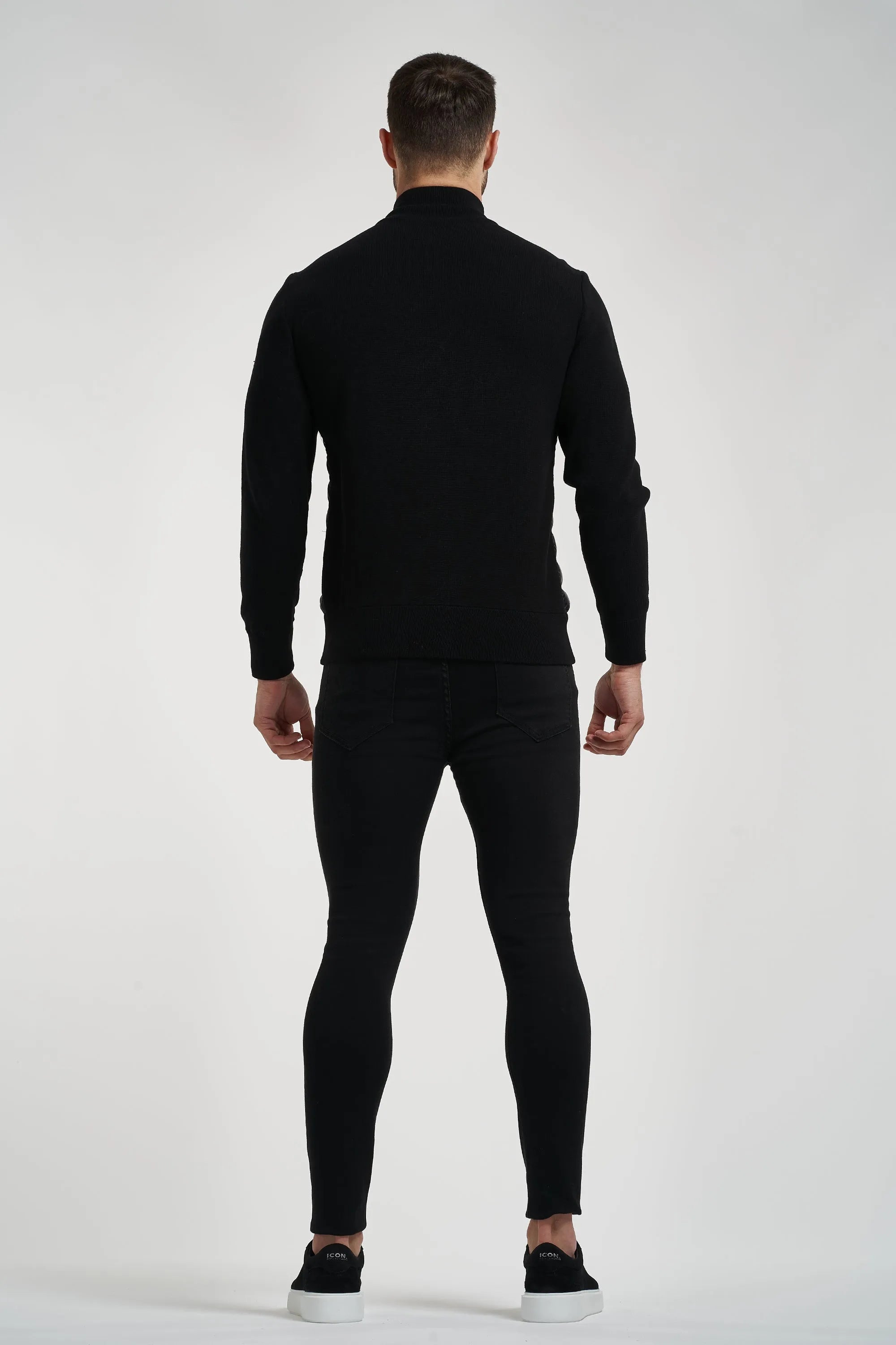 #color_black