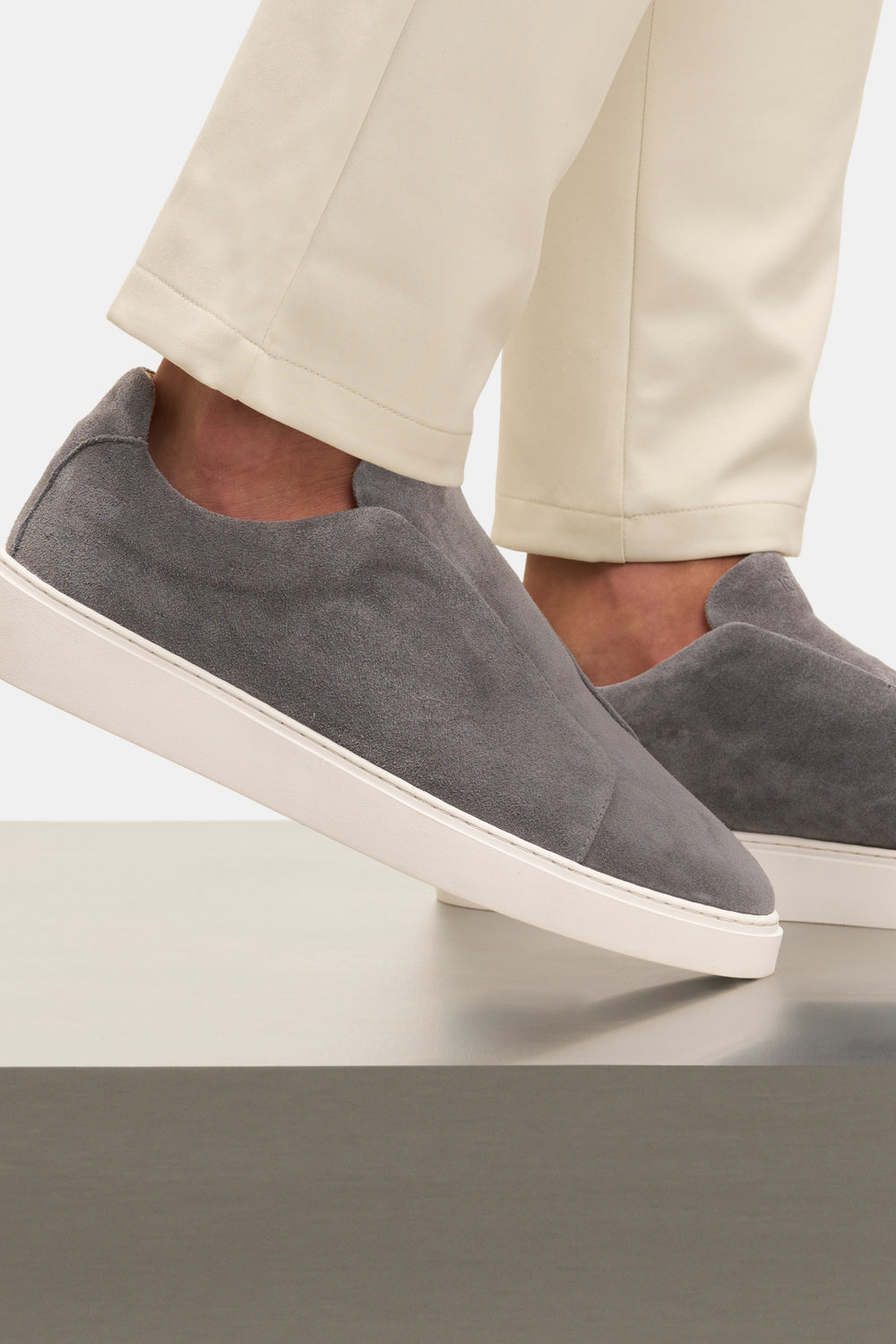 THE ZANO SUEDE TRAINER