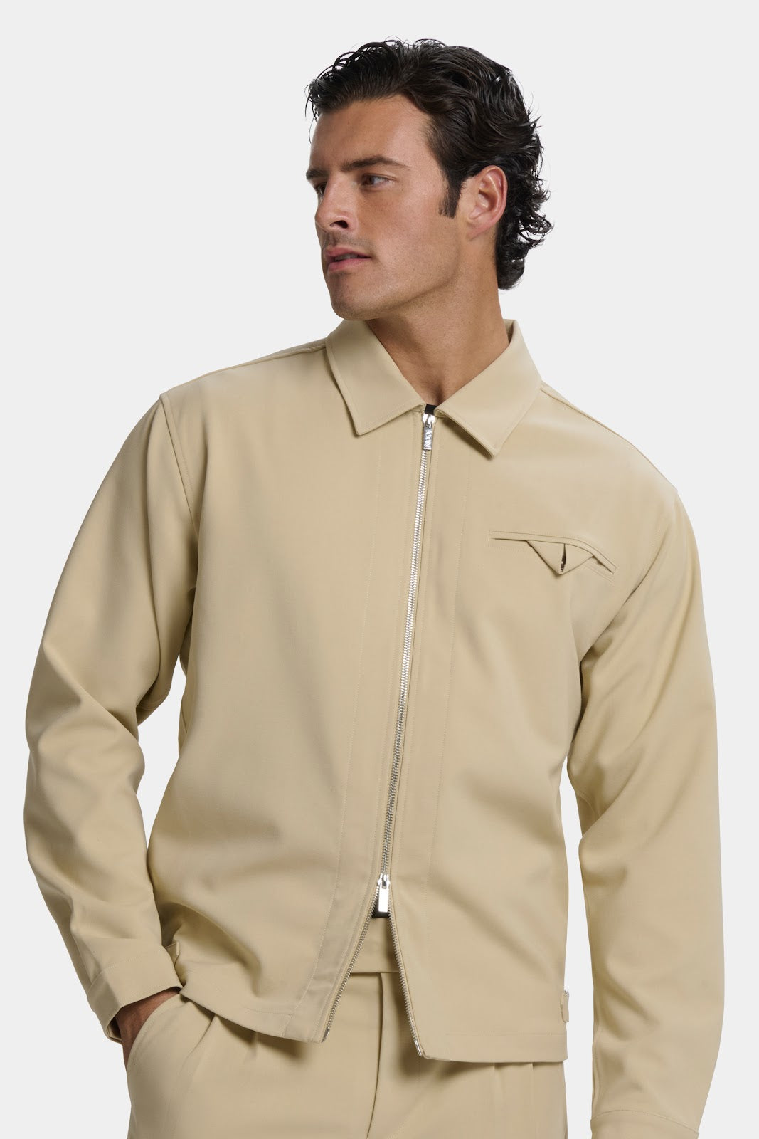 #color_Light Beige