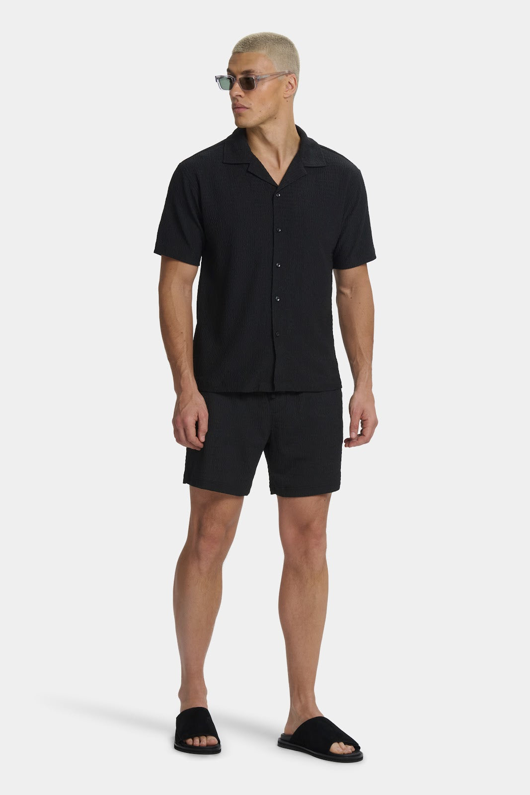 #color_Black