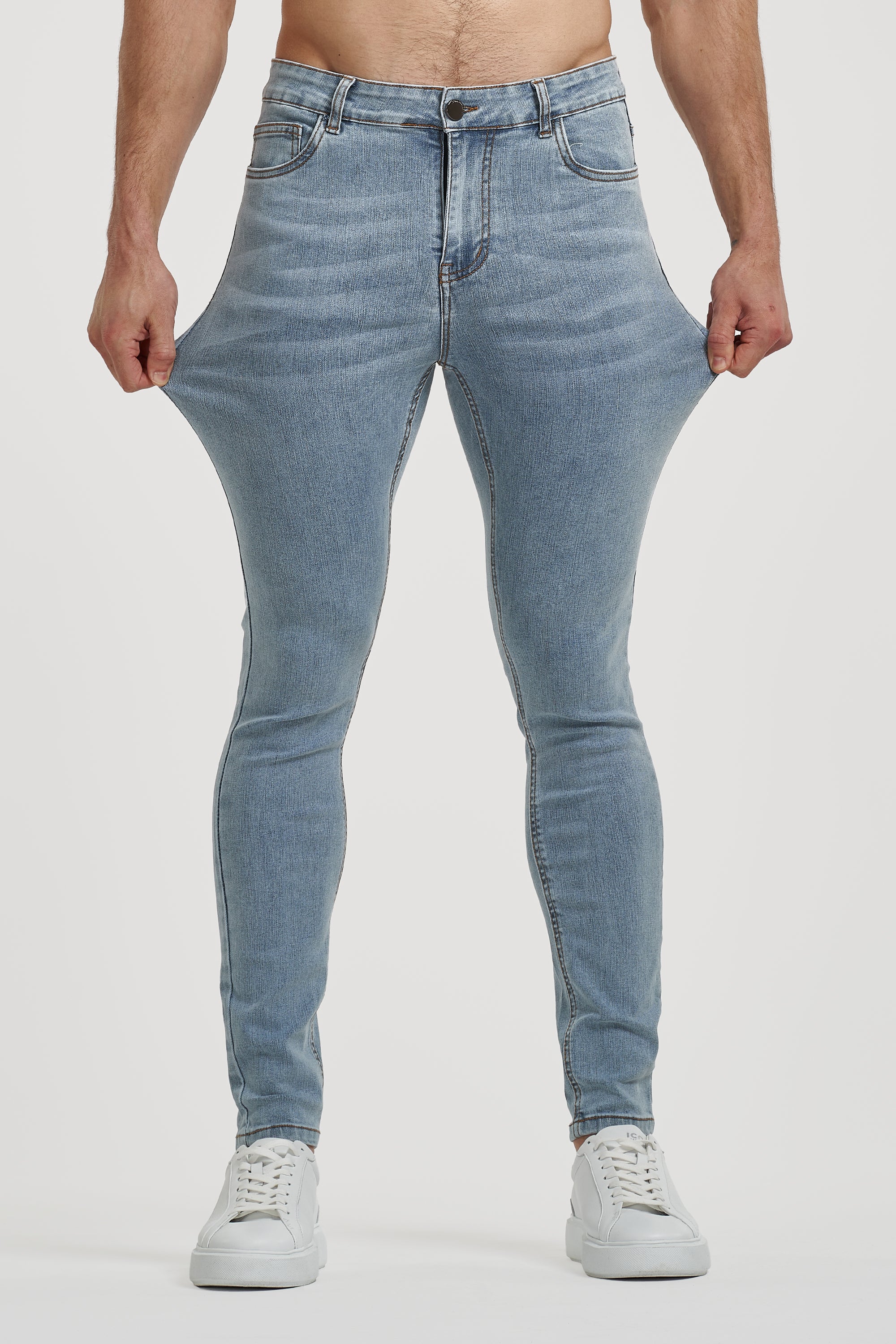 THE LORENZO JEANS - LIGHT BLUE - ICON. AMSTERDAM