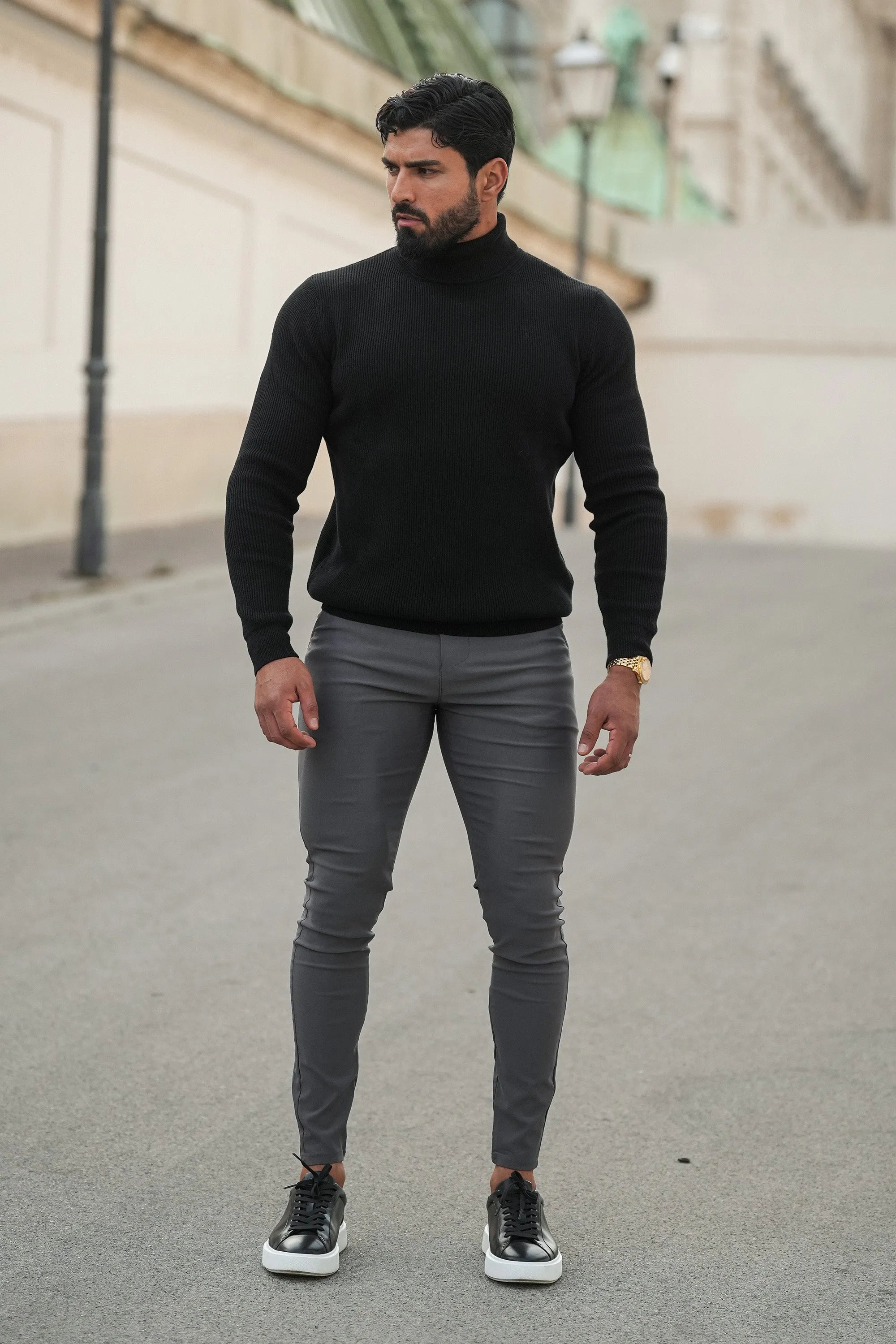 THE RENZO TURTLE NECK SWEATER - ICON. AMSTERDAM