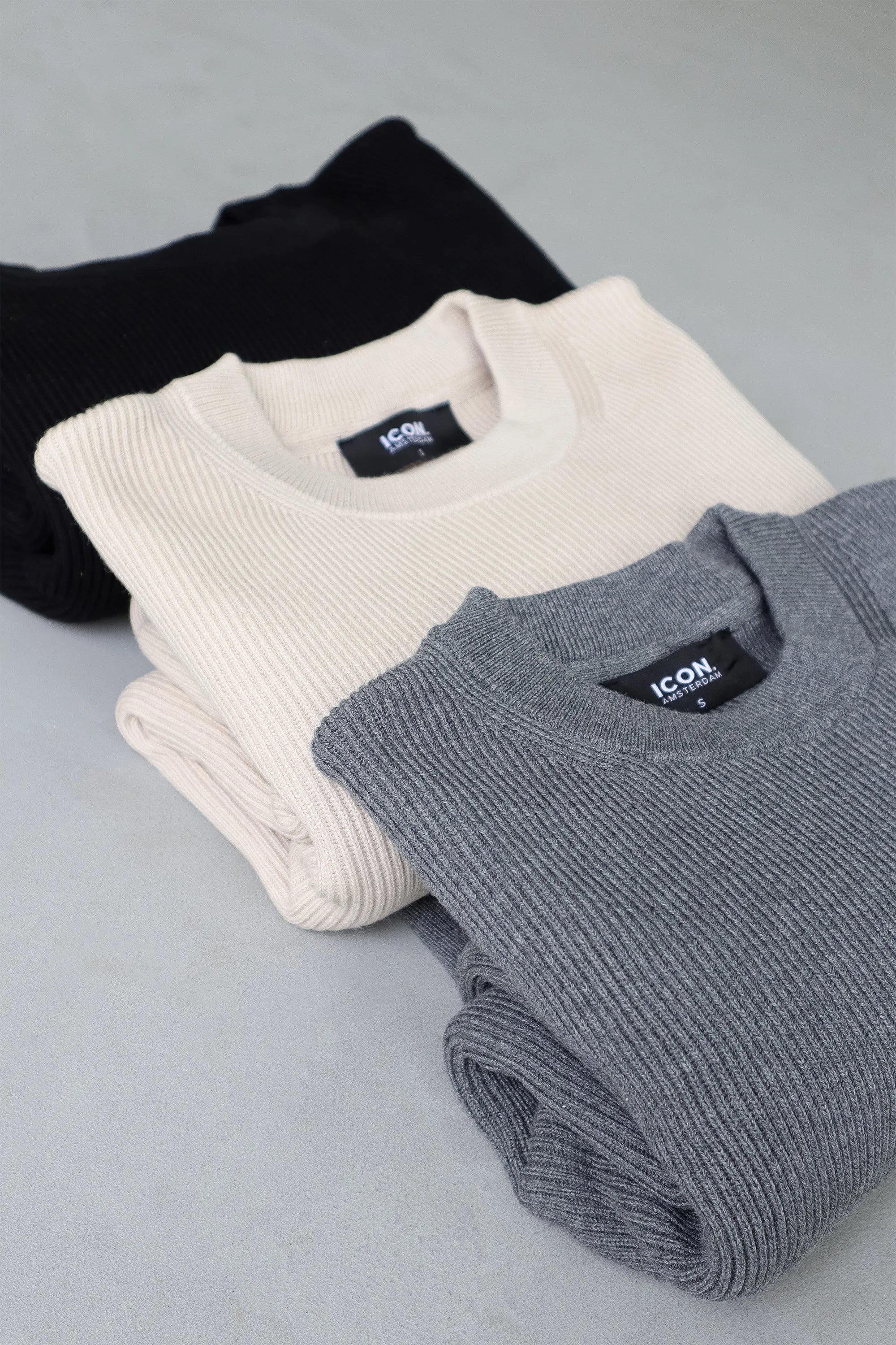 THE RENZO CREWNECK SWEATER - ICON. AMSTERDAM