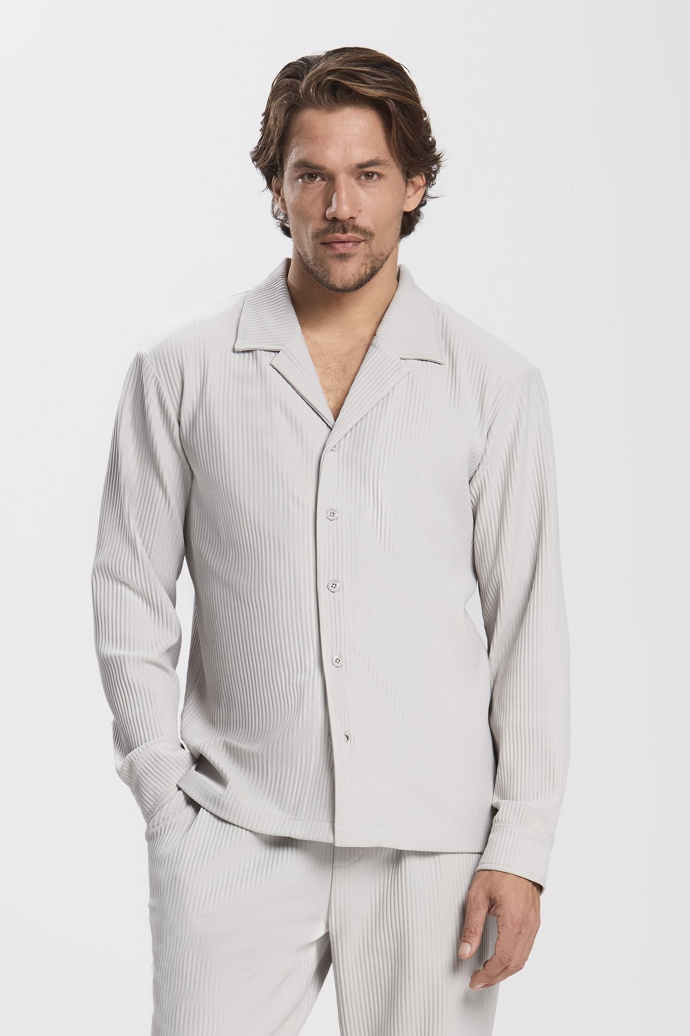 THE PLEATED LONG SET